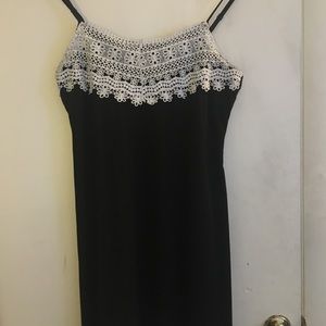 Cute XL Black and White Dress